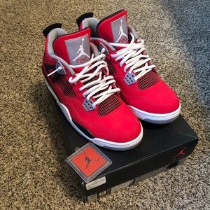 Jordan 4